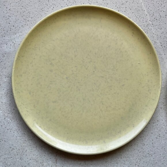 Imperial Melmac Speckled Yellow Dinnerware Plates Set Of 2 9.75" Dia MCM - Picture 1 of 8